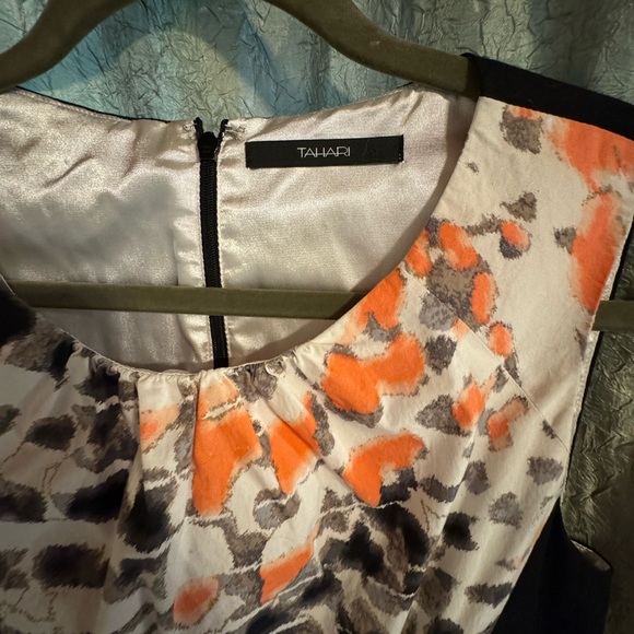 Vintage Tahari Size 0 A-Line Beautiful orange, black and grey. It has pockets!! - Picture 2 of 6